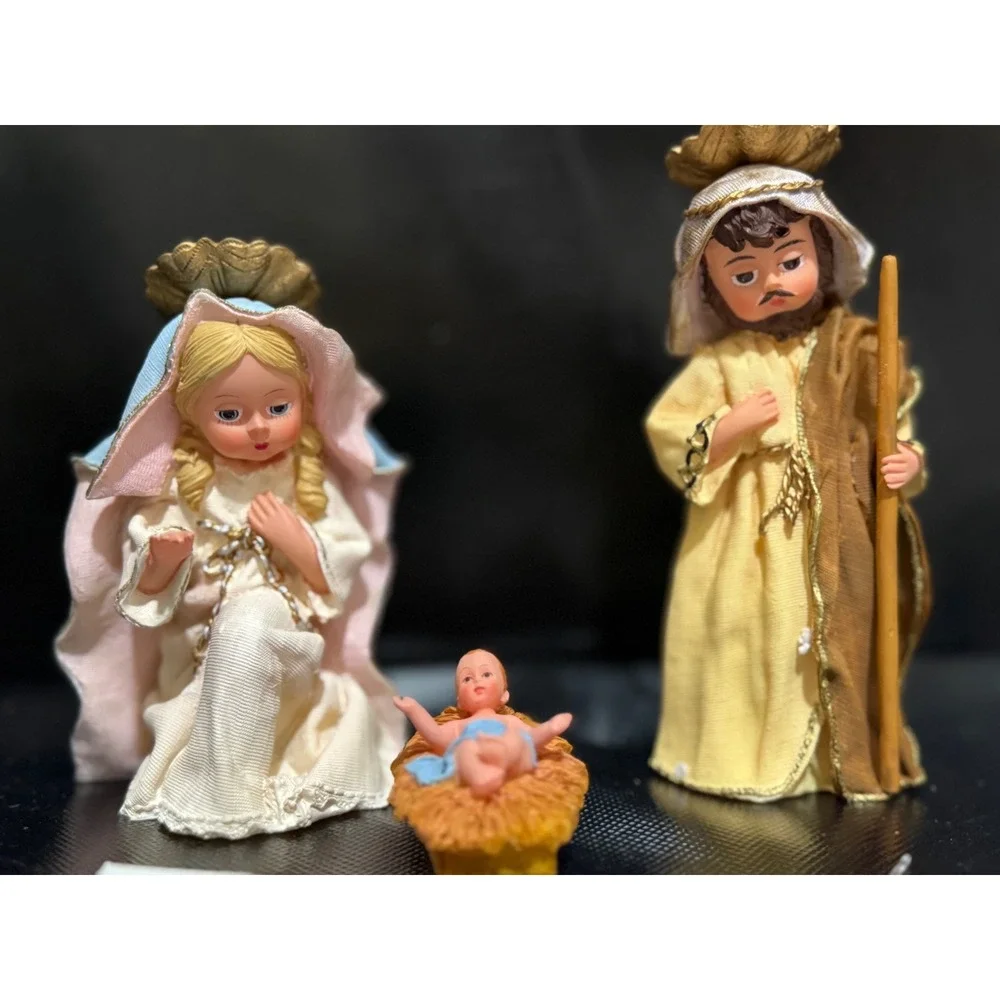 Madame Alexander Nativity‎ Scene Mary Joseph Baby Jesus Figurines Set
